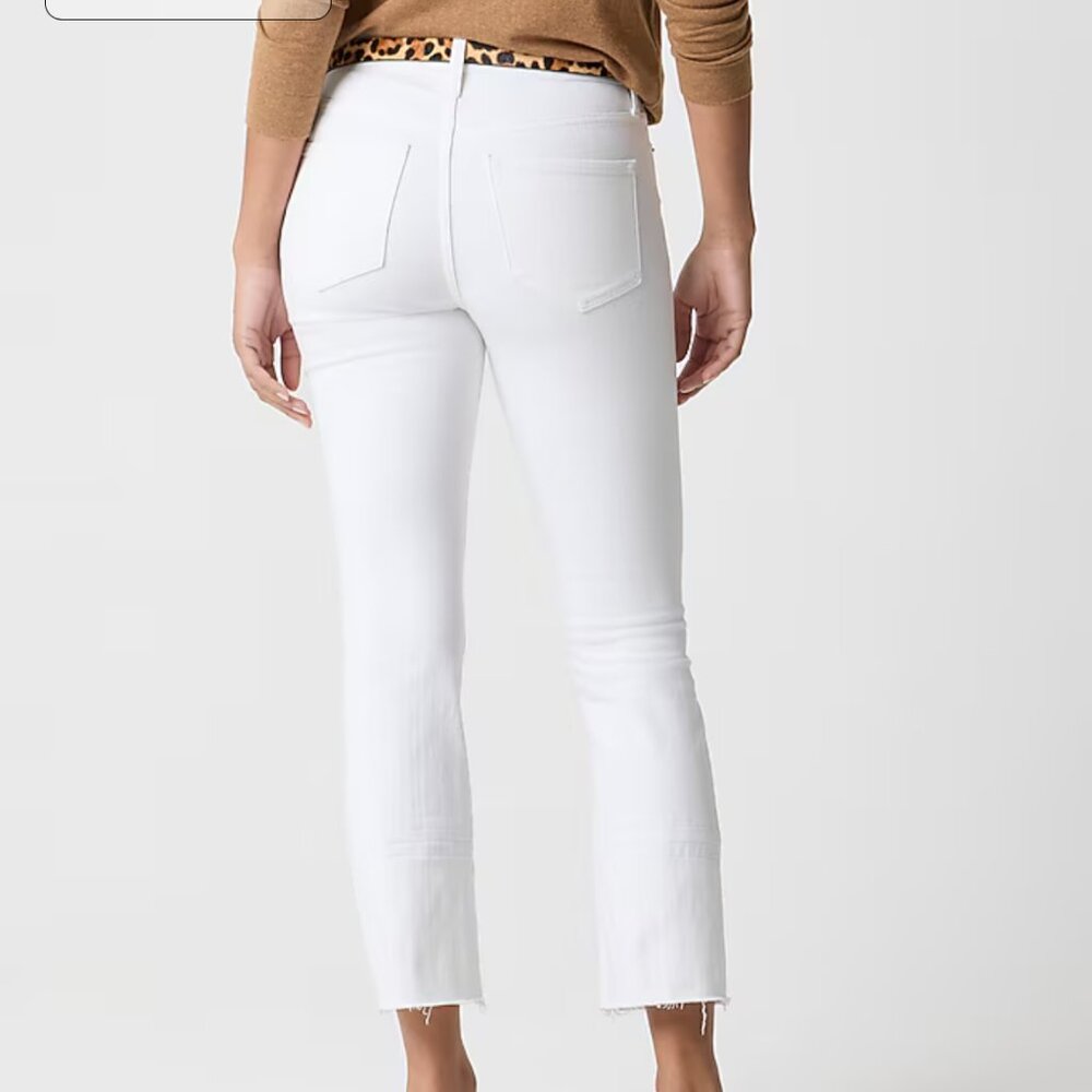 NWT: J. Crew Petite Flare Crop Jean in Signature Stretch - White - Picture 3 of 7
